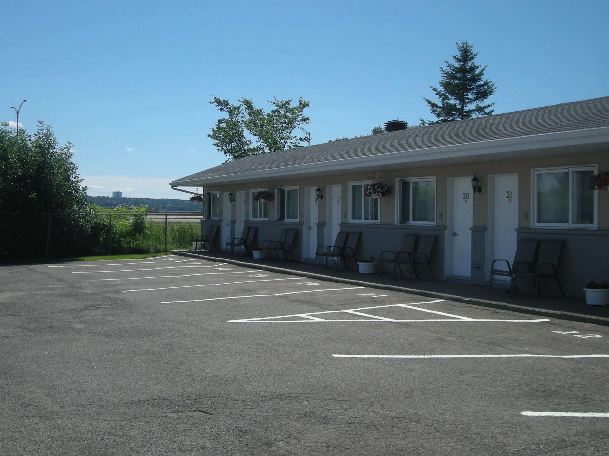 Motel Chevalier Québec Kültér fotó